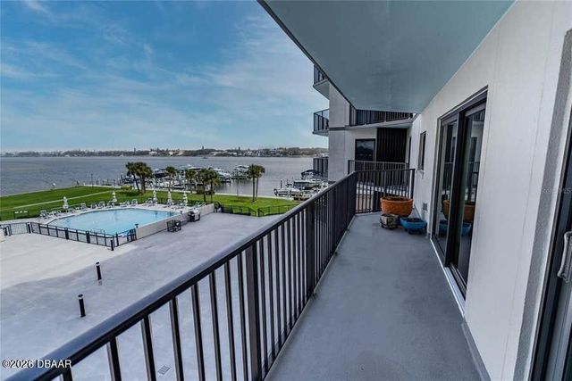 503 N Causeway Apt 202, New Smyrna Beach, FL 32169