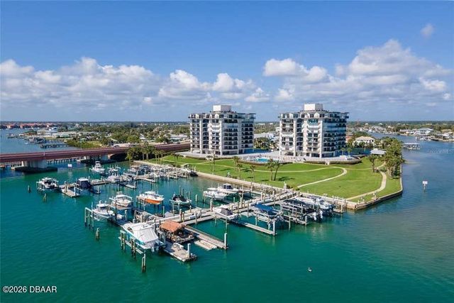 503 N Causeway Apt 202, New Smyrna Beach, FL 32169