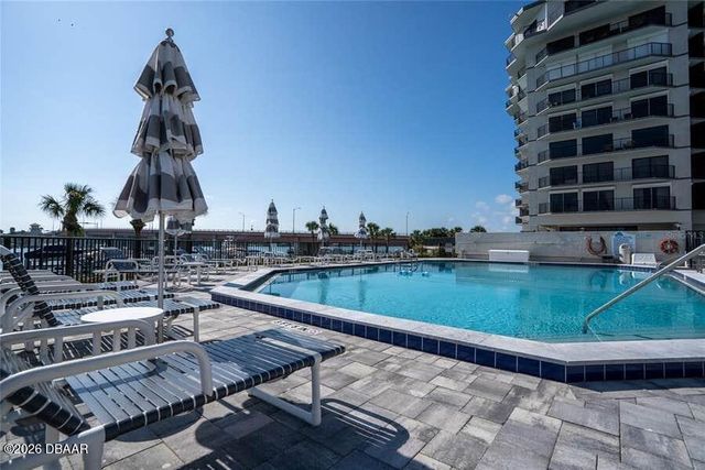 503 N Causeway Apt 202, New Smyrna Beach, FL 32169