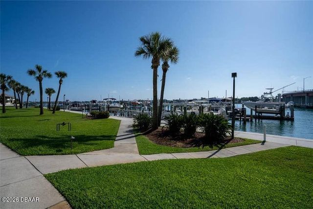 503 N Causeway Apt 202, New Smyrna Beach, FL 32169