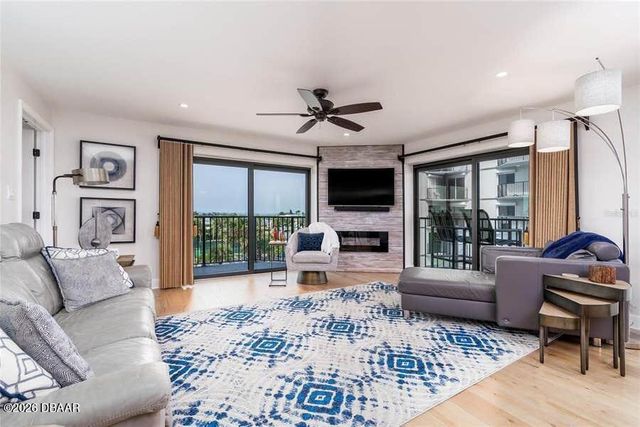 503 N Causeway Apt 202, New Smyrna Beach, FL 32169