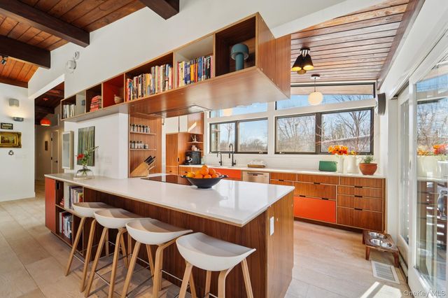 23 Crossbar Road, Hastings-on-hudson, NY 10706