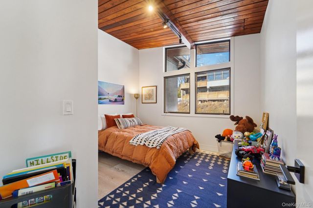 23 Crossbar Road, Hastings-on-hudson, NY 10706