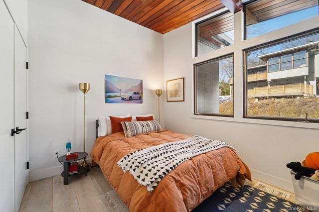 23 Crossbar Road, Hastings-on-hudson, NY 10706