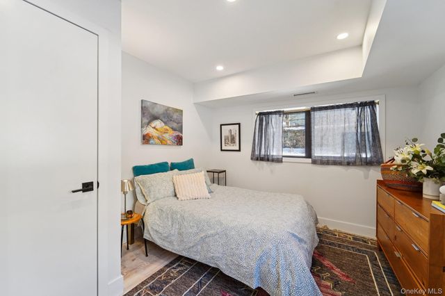 23 Crossbar Road, Hastings-on-hudson, NY 10706