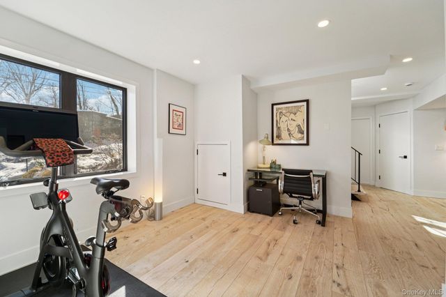 23 Crossbar Road, Hastings-on-hudson, NY 10706