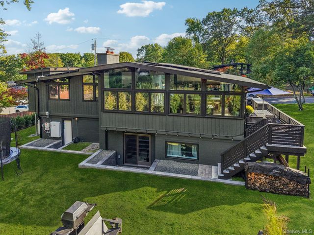 23 Crossbar Road, Hastings-on-hudson, NY 10706