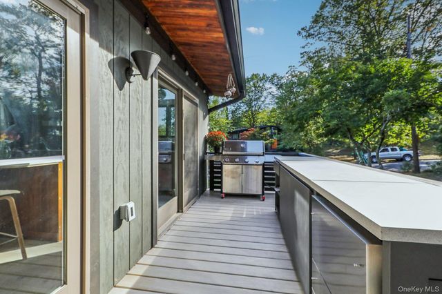 23 Crossbar Road, Hastings-on-hudson, NY 10706