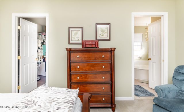 401 Bentwood Dr, Shepherdsville, KY 40165