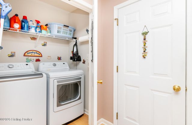 401 Bentwood Dr, Shepherdsville, KY 40165