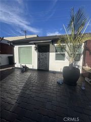 5011 E 60th Street B, Maywood, CA 90270