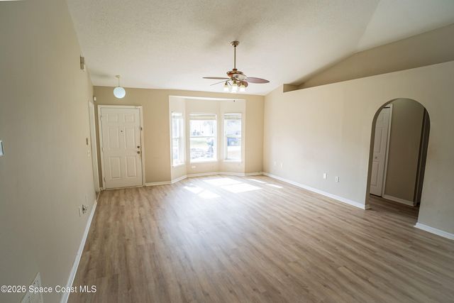 753 Starland Street SE, Palm Bay, FL 32909