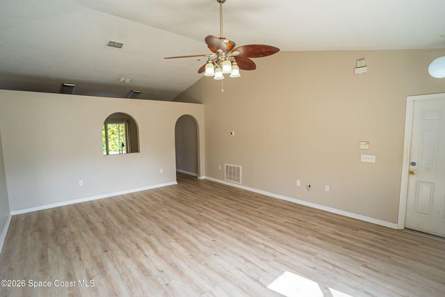 753 Starland Street SE, Palm Bay, FL 32909