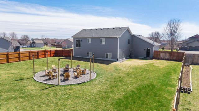 1130 18th Avenue SE, Cambridge, MN 55008