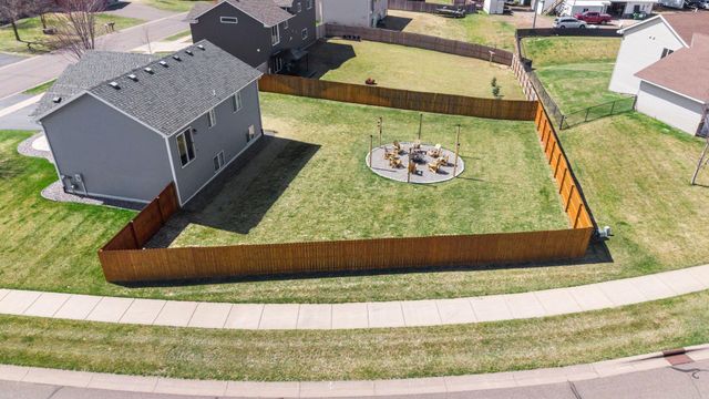 1130 18th Avenue SE, Cambridge, MN 55008