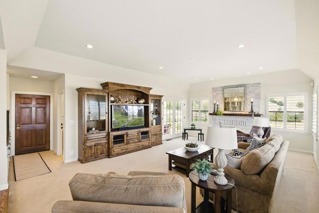 2525 Bridle Path Drive, Gilroy, CA 95020