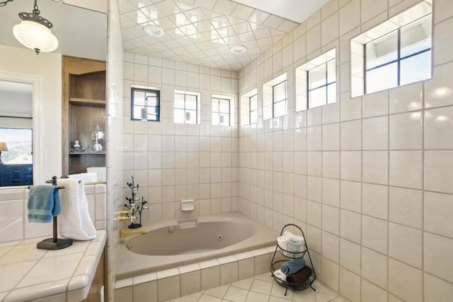 2525 Bridle Path Drive, Gilroy, CA 95020