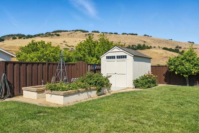 2525 Bridle Path Drive, Gilroy, CA 95020