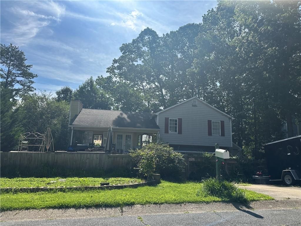 1004 Darvin NW Lane, Kennesaw, GA 30144