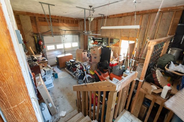 179 Reingold Ave, Fitchburg, MA 01420