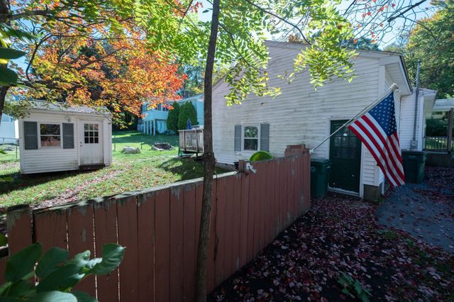 179 Reingold Ave, Fitchburg, MA 01420