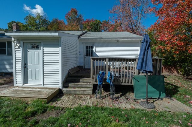 179 Reingold Ave, Fitchburg, MA 01420