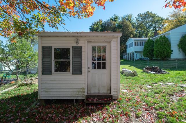 179 Reingold Ave, Fitchburg, MA 01420