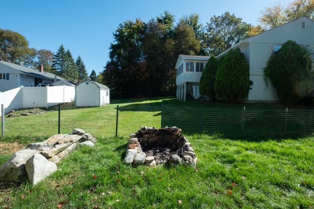 179 Reingold Ave, Fitchburg, MA 01420