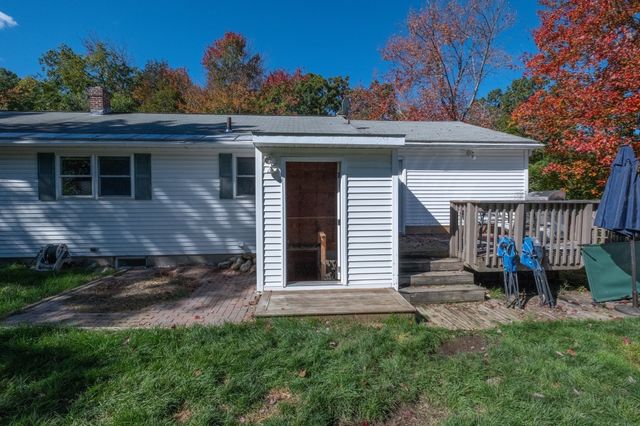 179 Reingold Ave, Fitchburg, MA 01420