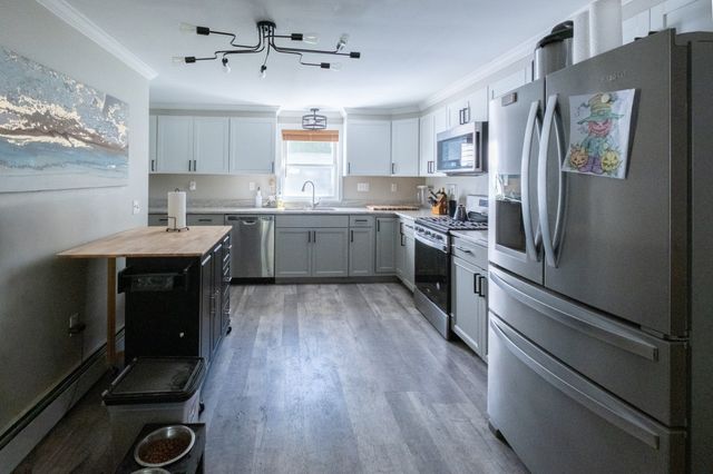 179 Reingold Ave, Fitchburg, MA 01420