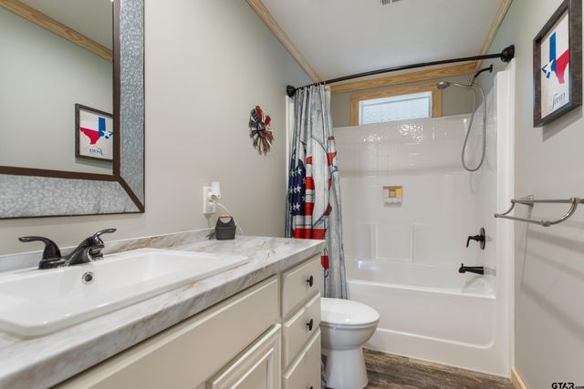 8642 & 8644 S FM 779, Alba, TX 75410