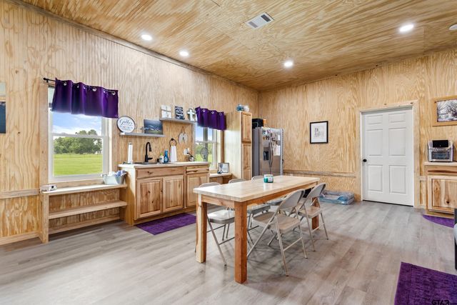 8642 & 8644 S FM 779, Alba, TX 75410