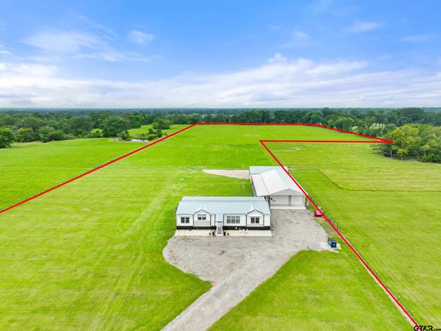 8642 & 8644 S FM 779, Alba, TX 75410