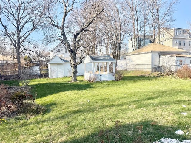 62 Arthur St, Brockton, MA 02301