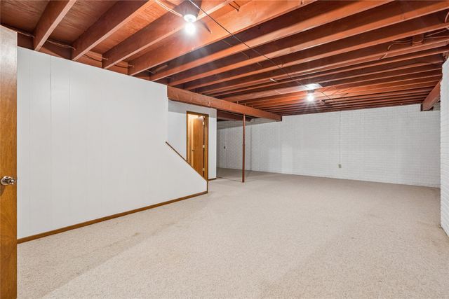 601 16th Avenue, Grinnell, IA 50112