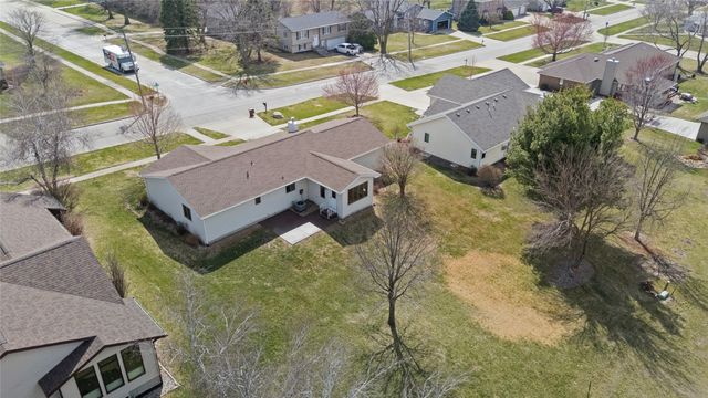 601 16th Avenue, Grinnell, IA 50112
