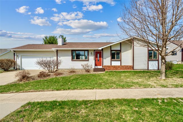 601 16th Avenue, Grinnell, IA 50112