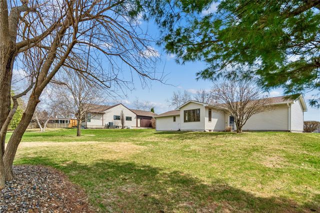 601 16th Avenue, Grinnell, IA 50112