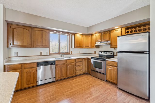 601 16th Avenue, Grinnell, IA 50112