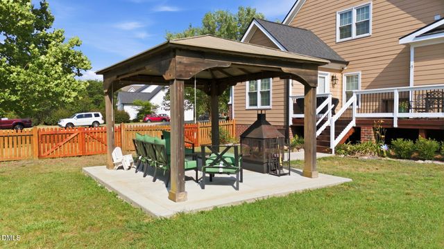 101 Caledonia Lane, Clayton, NC 27520