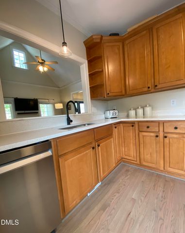 101 Caledonia Lane, Clayton, NC 27520