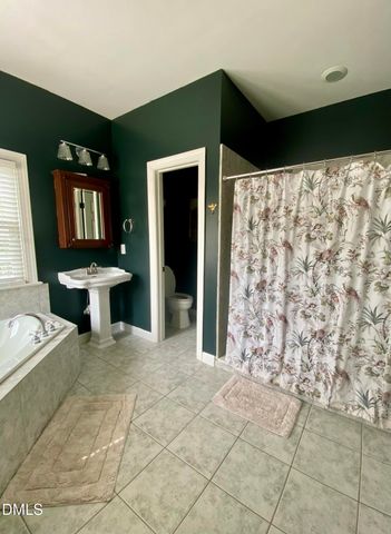 101 Caledonia Lane, Clayton, NC 27520