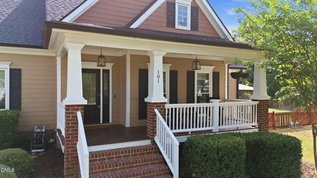 101 Caledonia Lane, Clayton, NC 27520