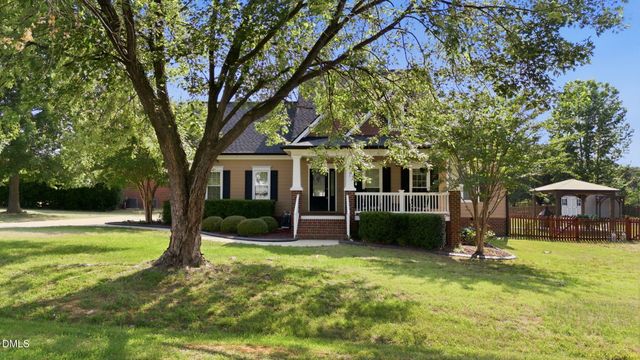 101 Caledonia Lane, Clayton, NC 27520