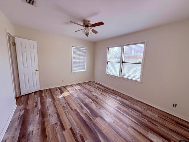 200 E Myrtle, Winnsboro, TX 75494
