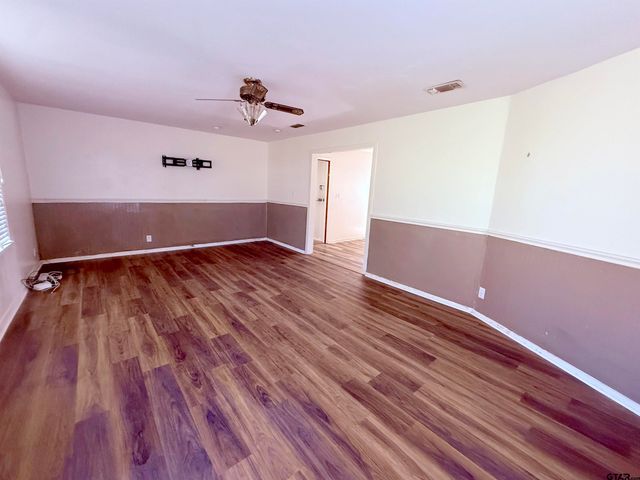 200 E Myrtle, Winnsboro, TX 75494