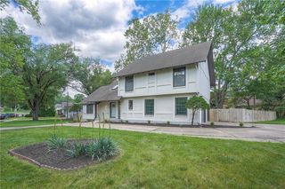 9100 Dearborn Street, Overland Park, KS 66207
