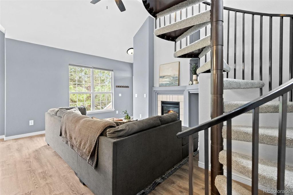 Image 28 of property listing at 8361 S Upham Way 212, Littleton, CO 80128