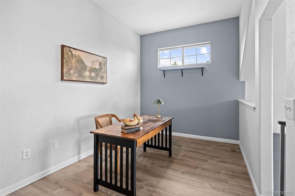 Image 31 of property listing at 8361 S Upham Way 212, Littleton, CO 80128