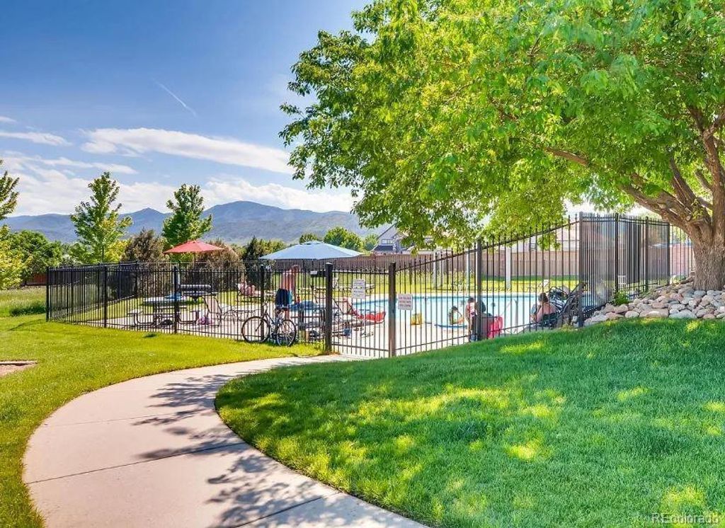 Image 37 of property listing at 8361 S Upham Way 212, Littleton, CO 80128